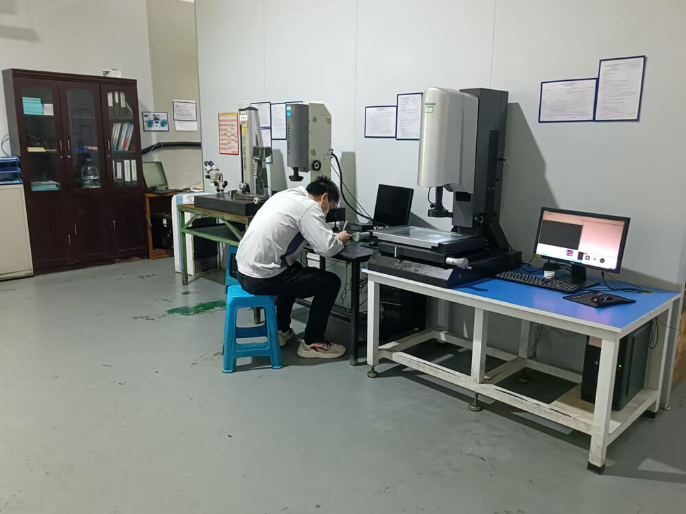 Sym Machining Factory Equipments (22)